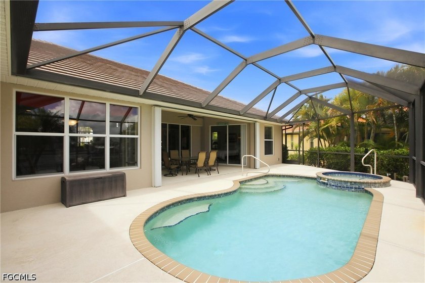 BEST VALUE IN PUNTA GORDA ISLES! Fully furnished and move-in - photo 34