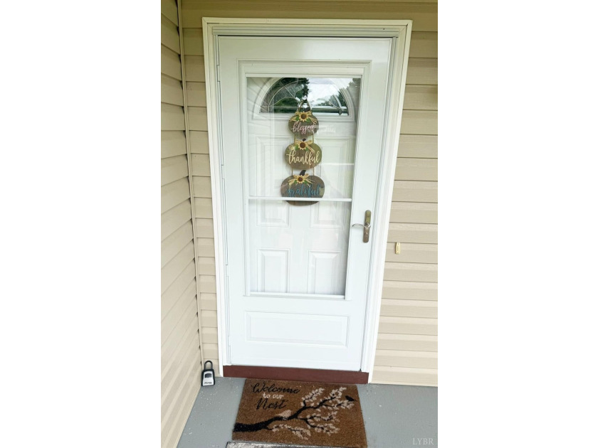 Nearly new, move-in ready home with over 1,800 square feet of - photo 2