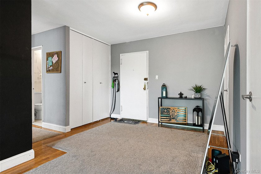 Welcome to this sprawling 3-bedroom, 2-bathroom corner unit in - photo 5