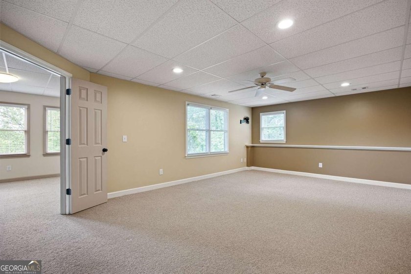 Hidden Gem! This Custom Built, 1 Owner Cartersville Ranch is - photo 44