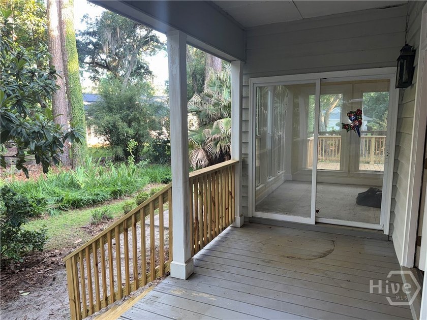 This Landings house has amazing potential to renovate. There are - photo 22