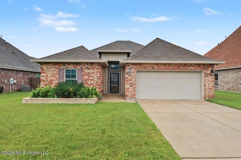 Well-maintained and lovingly cared for, this beautiful home - photo 25