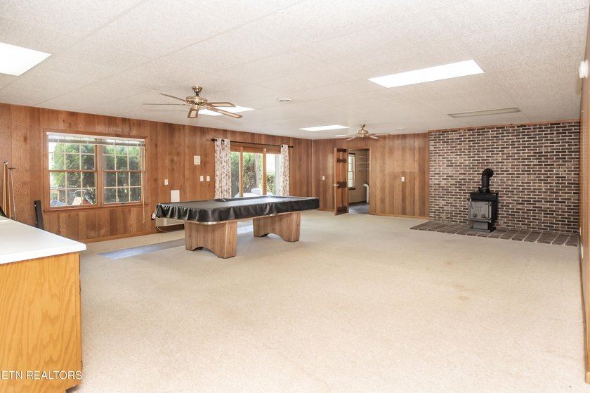 Enjoy breathtaking mountain views from all primary living areas - photo 18