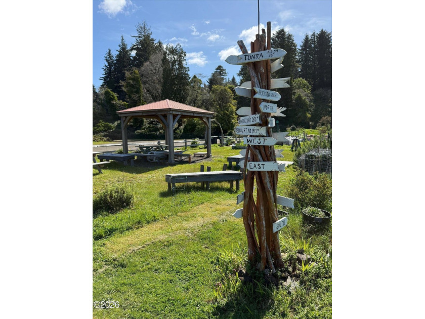 Unobstructed water view C-2 retail/ commercial- zoned. /mixed - photo 11