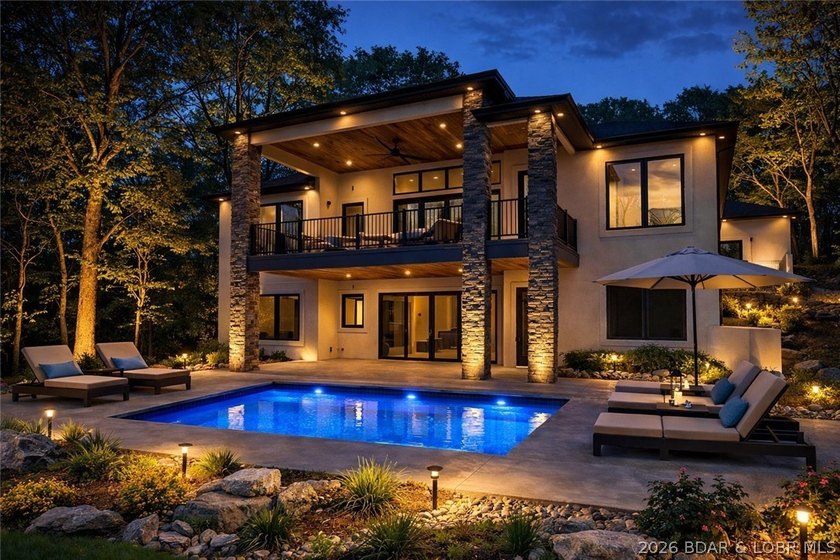 Welcome to your new modern retreat in Porto Cima. This stunning - photo 48