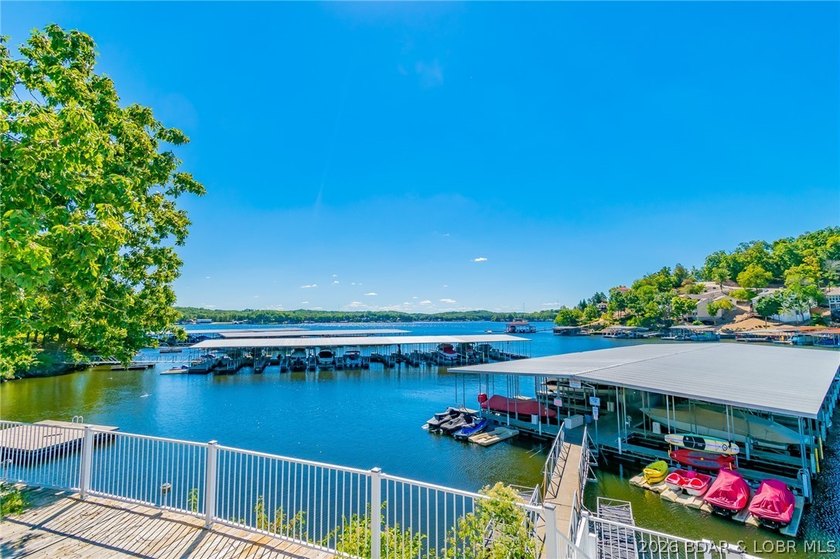 Experience top-floor luxury in this massive 3,047 sq. ft - photo 29