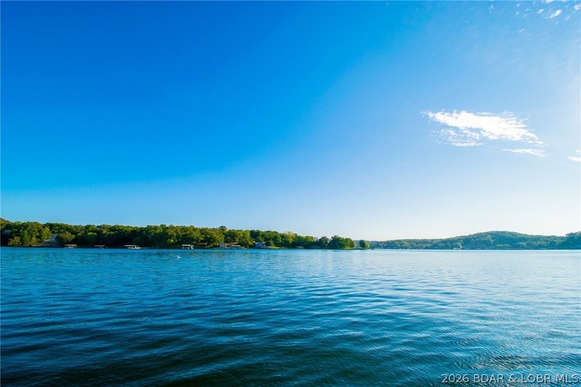 Experience top-floor luxury in this massive 3,047 sq. ft - photo 33
