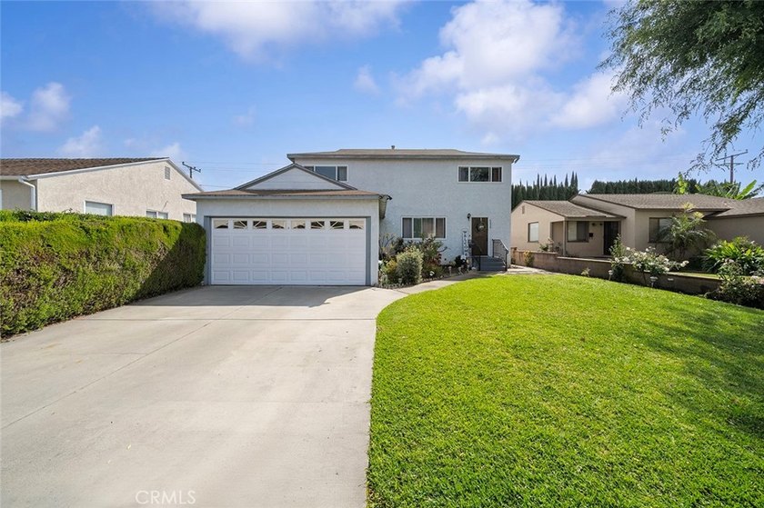 Welcome to 4228 Ostrom Ave., a beautiful and spacious family - photo 3
