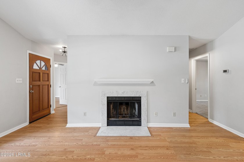 Welcome to 20 Cedar Crest Circle! A well-maintained single-story - photo 15
