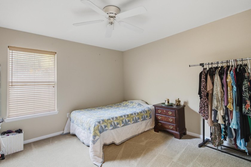 In the heart of Destin. Neighborhood Pool. Almost 1400 sqft - photo 16