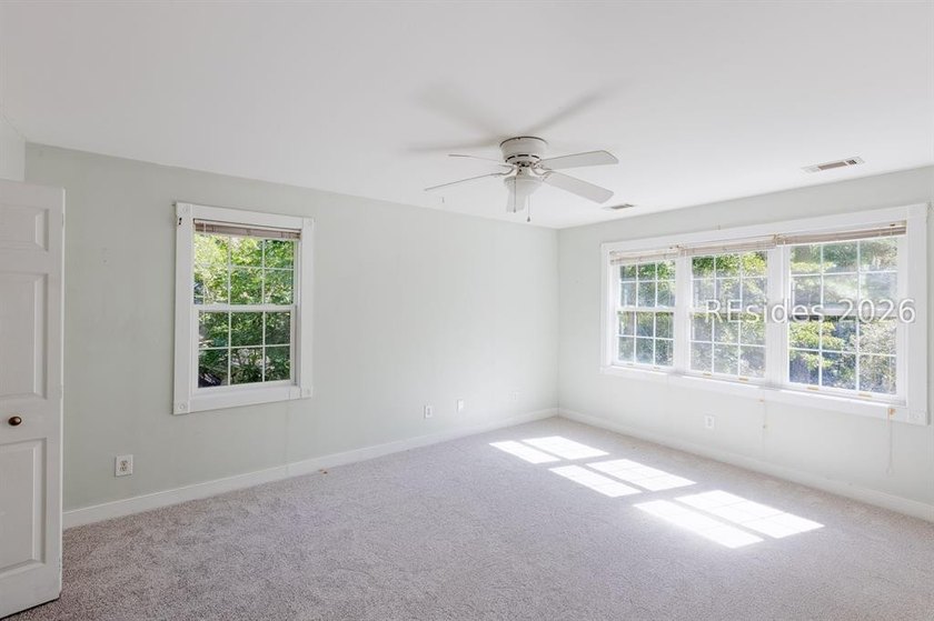 Tucked away in the highly sought-after community of Victoria - photo 20