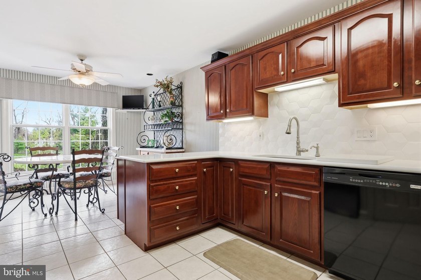 This is the one! Welcome to this beautiful end unit townhome - photo 20