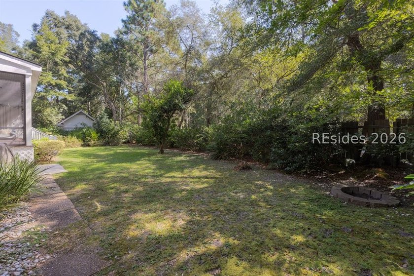 Tucked away in the highly sought-after community of Victoria - photo 27