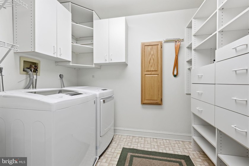 This is the one! Welcome to this beautiful end unit townhome - photo 42