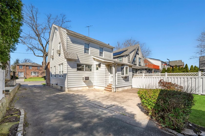 Welcome to this charming home nestled on a lovely tree-lined - photo 43