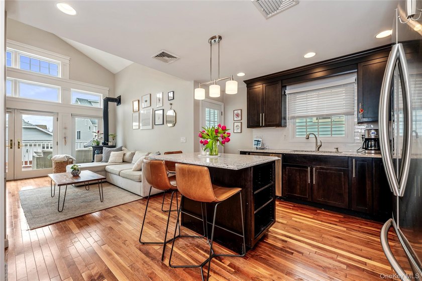 Experience the best of coastal living in this beautiful 2015 - photo 11