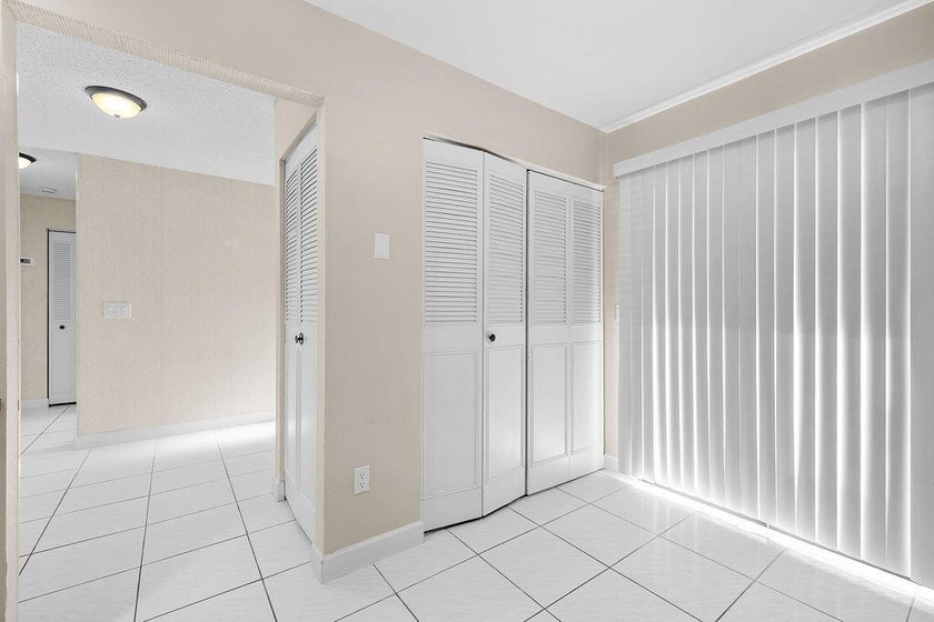 Come enjoy easy living in this well-maintained and updated - photo 15