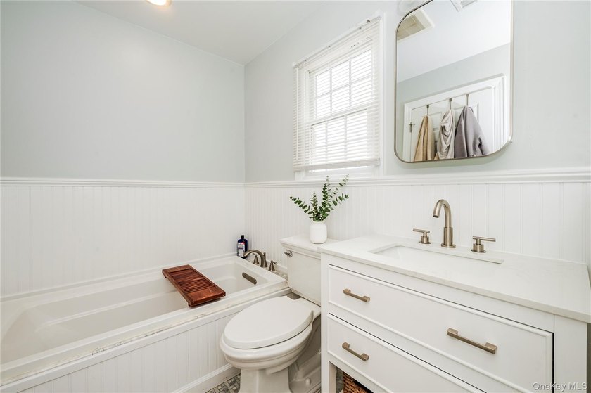 Experience the best of coastal living in this beautiful 2015 - photo 18