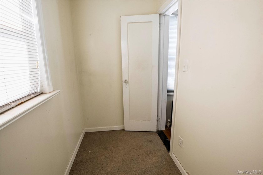 Here is a rare opportunity to own a well-cared for duplex - photo 20