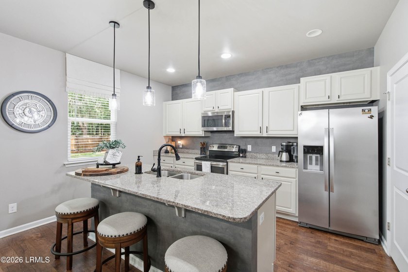 Welcome home to this meticulously maintained residence on - photo 23