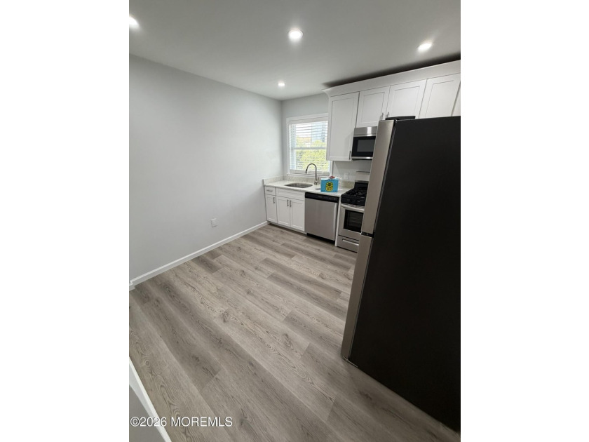 Exquisitely maintained multi-use property in Toms River. Fully - photo 23