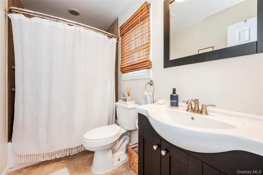 Experience the best of coastal living in this beautiful 2015 - photo 25