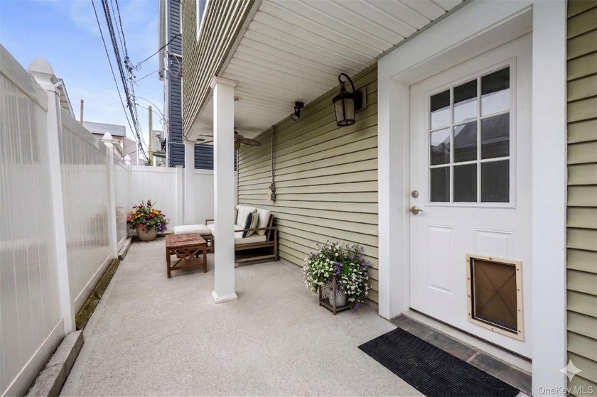 Experience the best of coastal living in this beautiful 2015 - photo 27