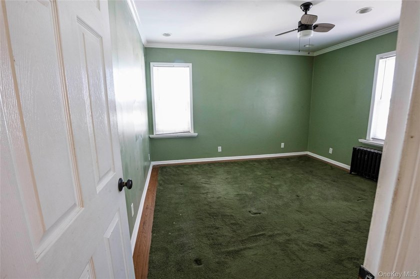 Here is a rare opportunity to own a well-cared for duplex - photo 28