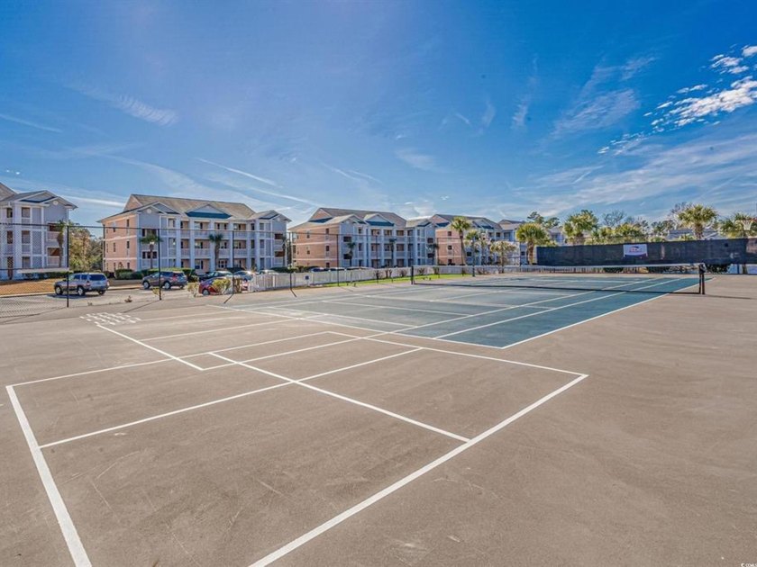 This beautiful 2 bedroom 2 bath undated unit in the gated - photo 37