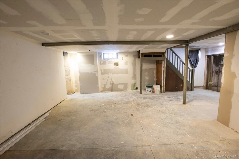 Here is a rare opportunity to own a well-cared for duplex - photo 37