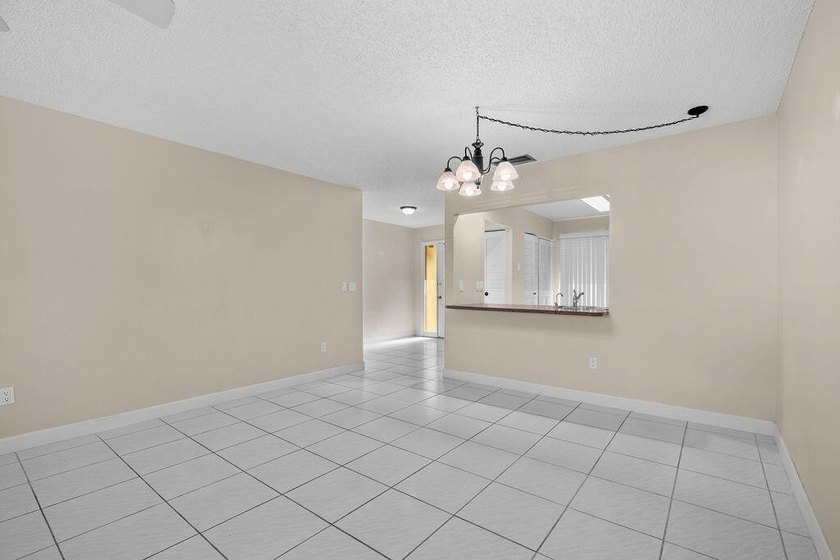 Come enjoy easy living in this well-maintained and updated - photo 37
