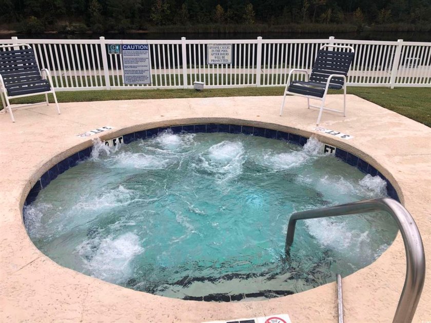 This beautiful 2 bedroom 2 bath undated unit in the gated - photo 38