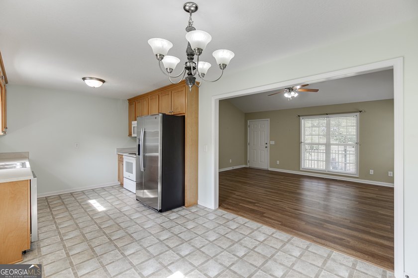 Discover the perfect blend of country living &amp; everyday - photo 11