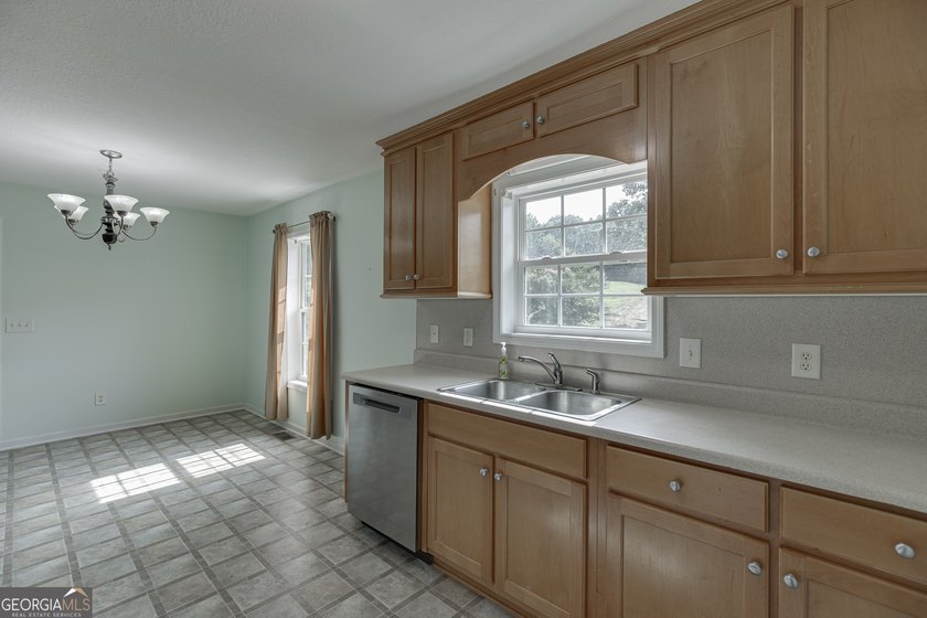 Discover the perfect blend of country living &amp; everyday - photo 16