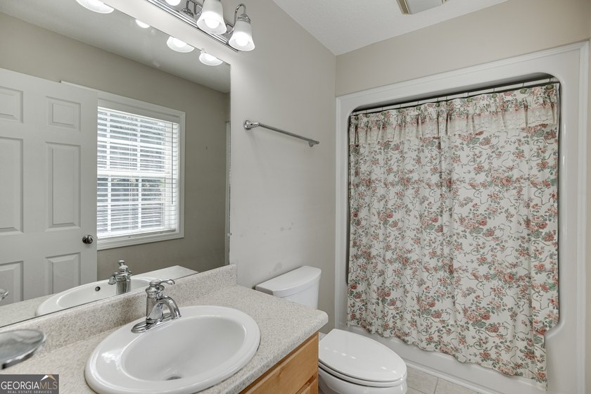 Discover the perfect blend of country living &amp; everyday - photo 21
