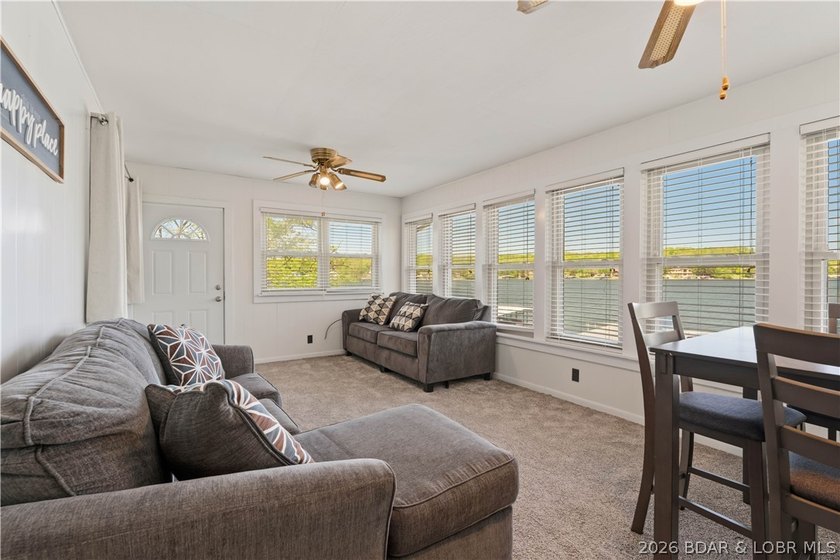 ALERT!! GOLDILOCKS PROPERTY!! With massive views, gentle &amp; - photo 22