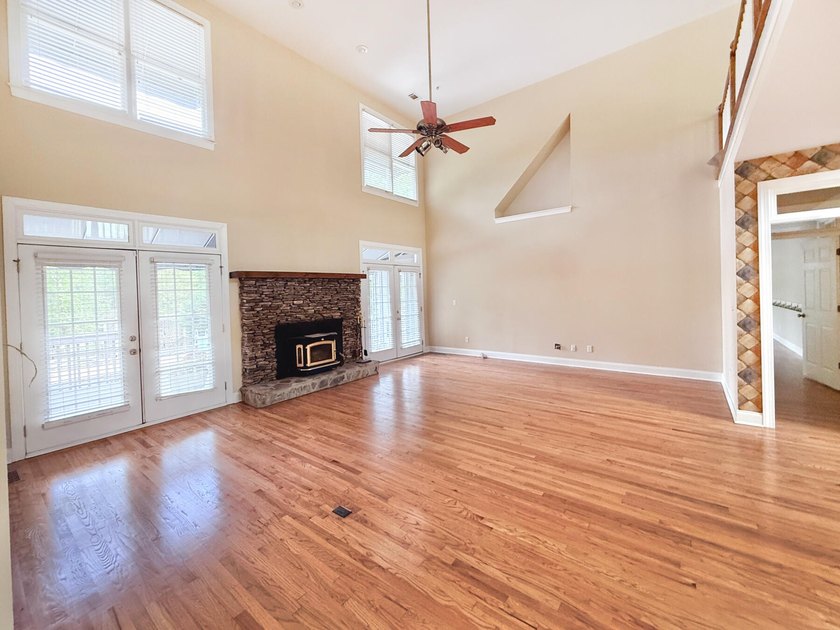 Welcome home to your peaceful, private retreat on 8.25 acres - photo 22