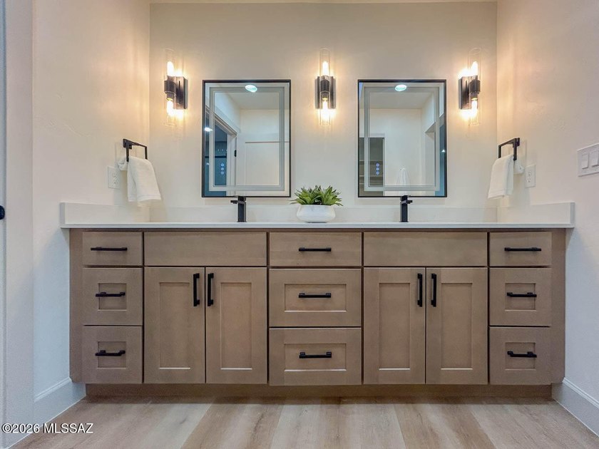 Experience golf course living at its finest in this beautifully - photo 24