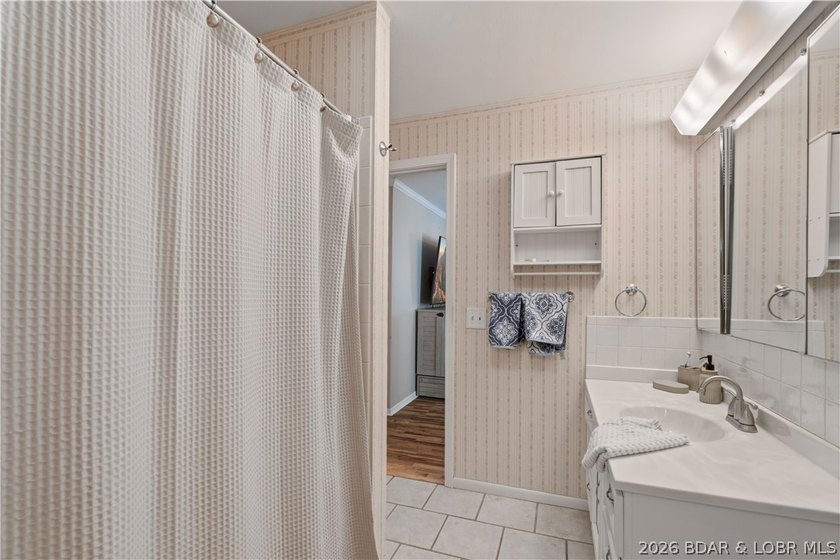 ALERT!! GOLDILOCKS PROPERTY!! With massive views, gentle &amp; - photo 32