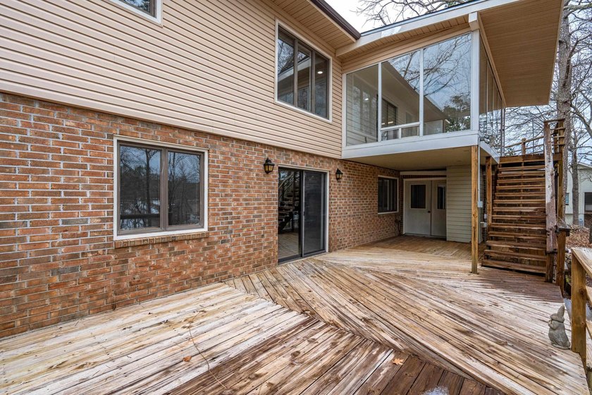 Experience true waterfront living with this beautifully - photo 39