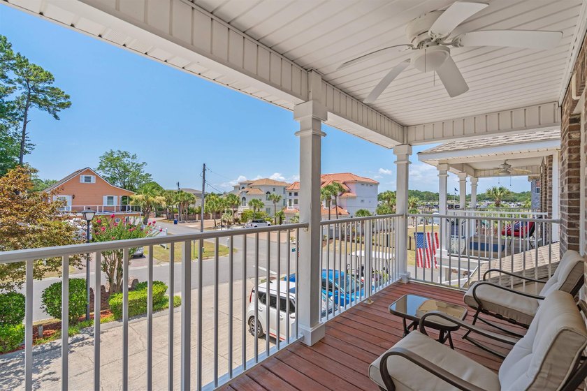Welcome to 1418 Cane St. #4, a charming 3-bedroom, 2-bath - photo 34