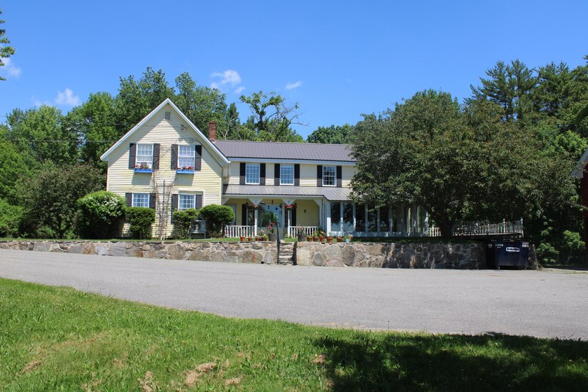 LAKE SENNEBEC FARM. Have you ever thought about giving your kids - photo 3