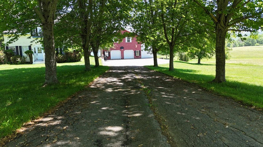 LAKE SENNEBEC FARM. Have you ever thought about giving your kids - photo 7