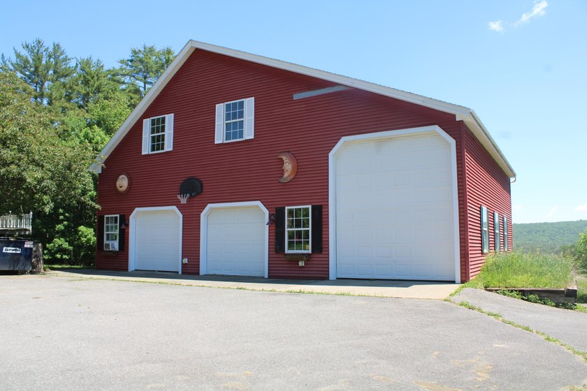 LAKE SENNEBEC FARM. Have you ever thought about giving your kids - photo 9