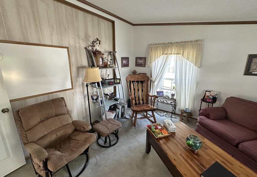 Welcome to this inviting single-story home, perfectly situated - photo 13