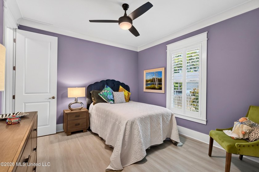 Welcome to this home where LUXURY meets LIFESTYLE!! Convenient - photo 24