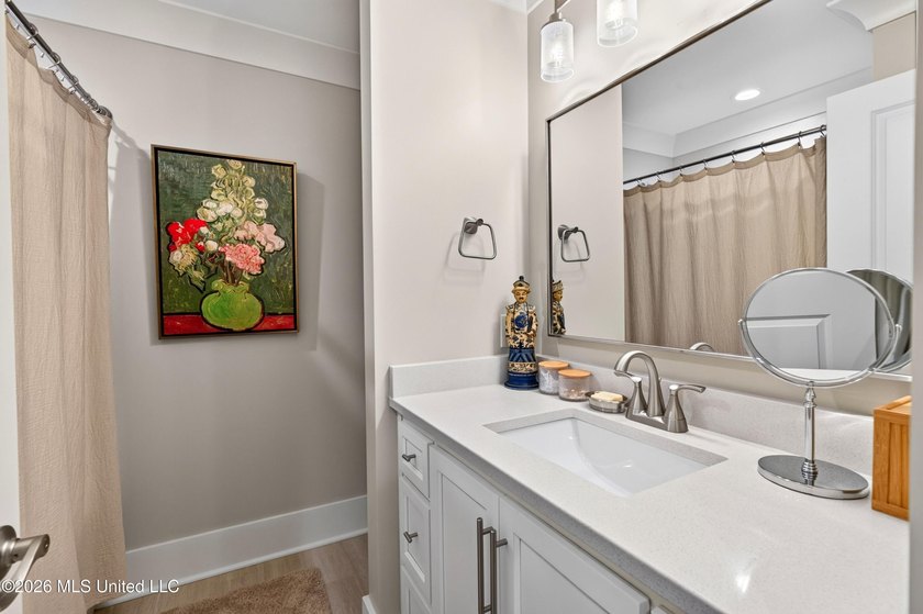 Welcome to this home where LUXURY meets LIFESTYLE!! Convenient - photo 38