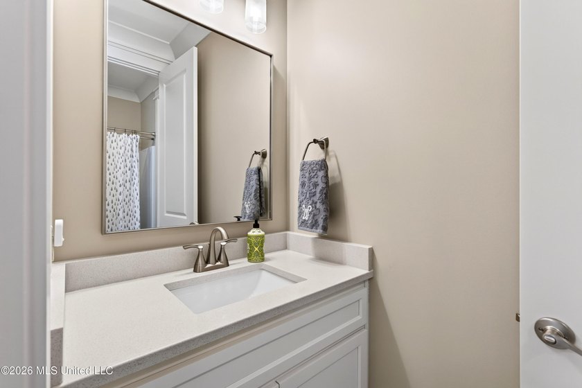 Welcome to this home where LUXURY meets LIFESTYLE!! Convenient - photo 39