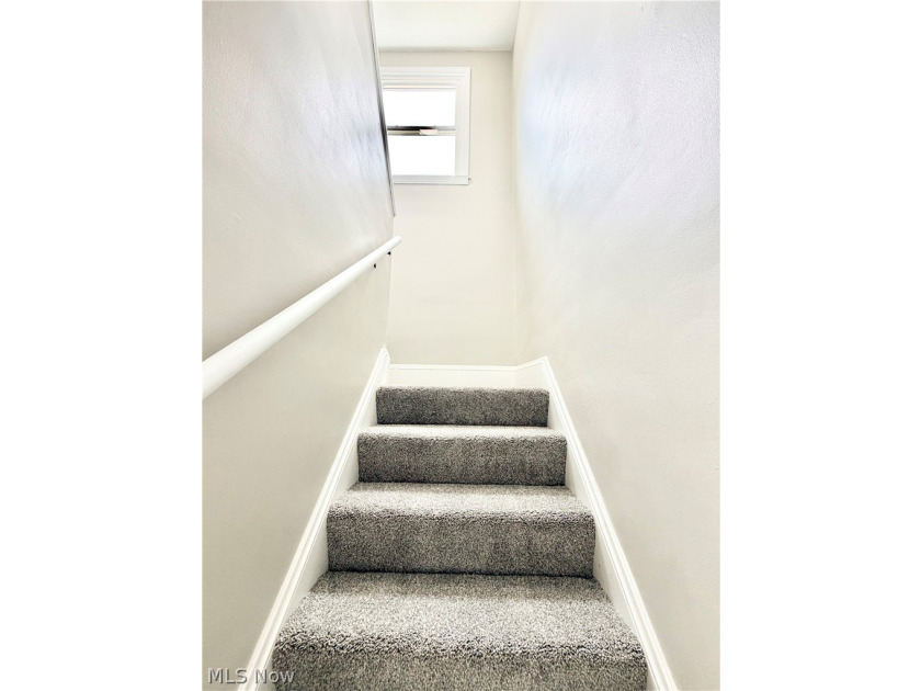 Welcome home to this fully remodeled, move-in-ready Cape Cod - photo 14
