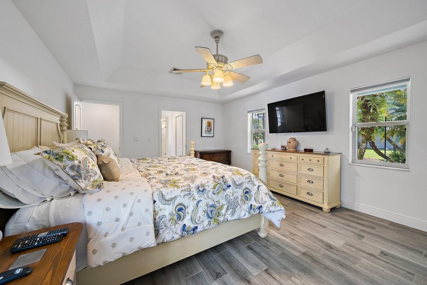Short sale addendum must be included on all offers. 3 bedroom, 2 - photo 17